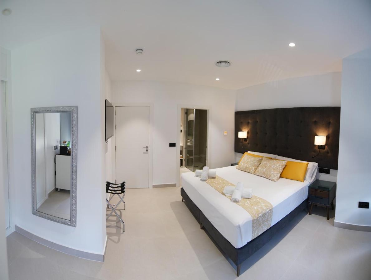 Bet Apartments - Suites Puerto Valencia Bagian luar foto