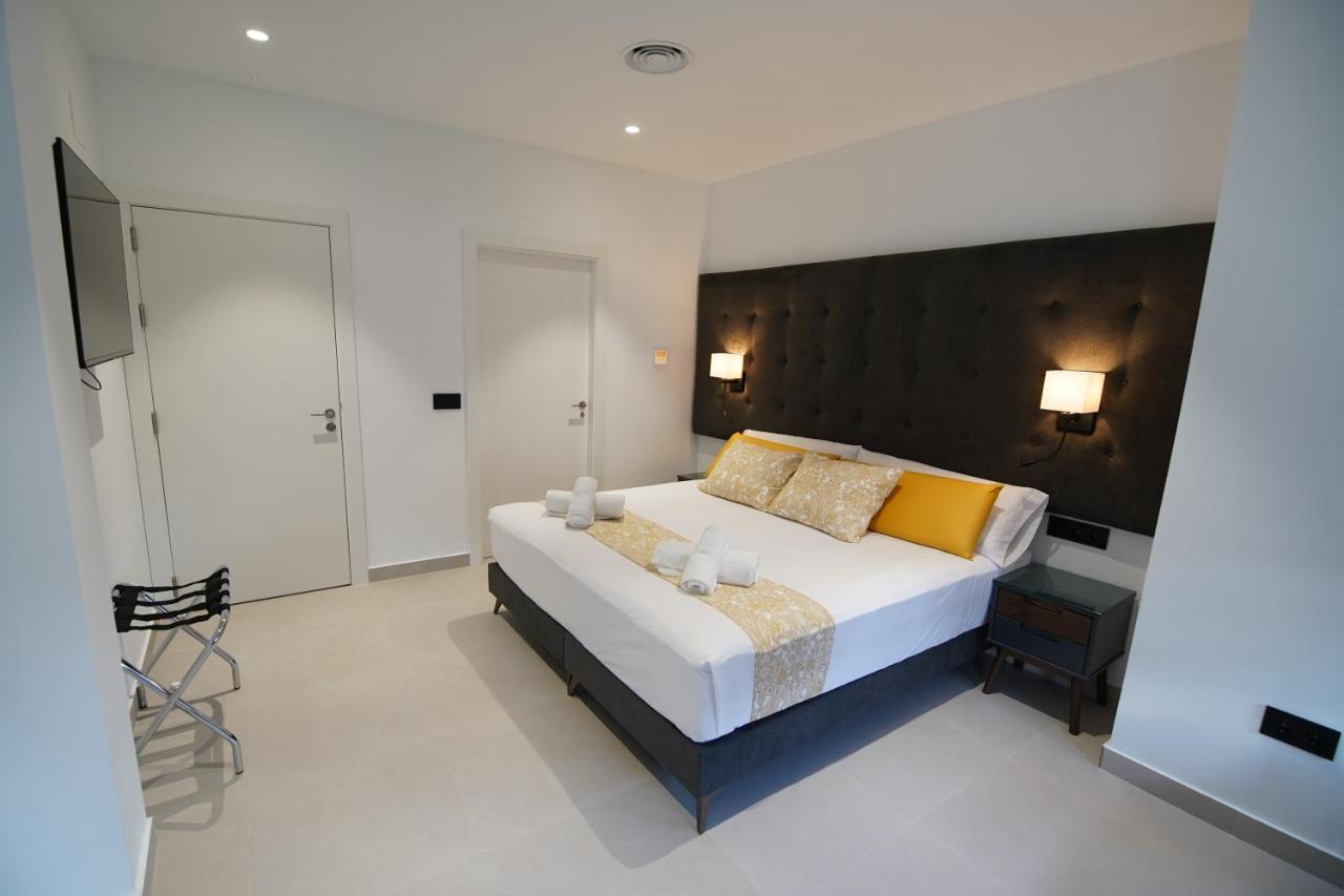 Bet Apartments - Suites Puerto Valencia Bagian luar foto