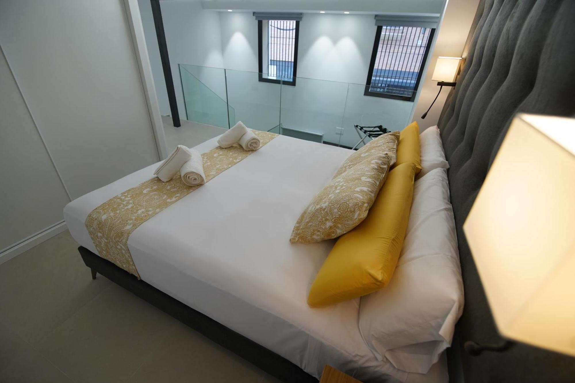Bet Apartments - Suites Puerto Valencia Bagian luar foto